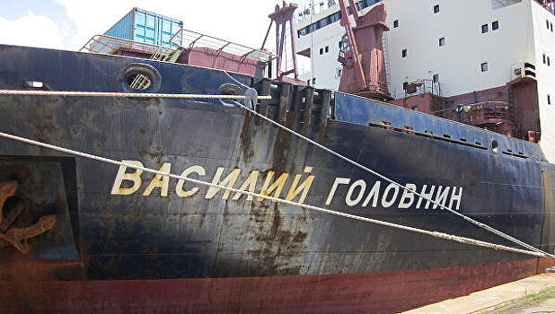 По пути в Африку на корабле скончались два российских моряка