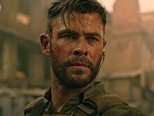 На Netflix состоялась премьера нового боевика с Крисом Хемсвортом