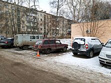 Легковушка сбила пенсионерку, сдавая задним ходом