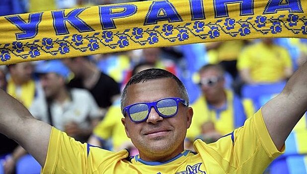 Украина не сыграет матч с Аргентиной из-за денег