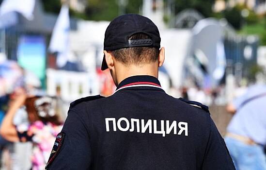 Десятки россиян эвакуировали из-за захватившего заложников мужчины