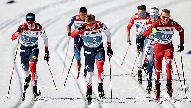 Три российских лыжника вышли в полуфинал спринта на ЧМ