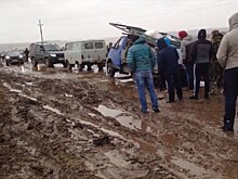 «Смельчаки поехали по полю». Смотрим, как нижегородцы объезжают пробку на М7