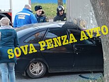 «Ослепило солнце»: на Минской водитель «Приоры» влетел под фуру