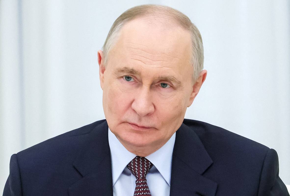 В Кремле рассказали о включении отца Путина в состав виртуального «Бессмертного полка»