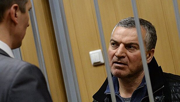 Мосгорсуд признал законным арест экс-руководителя входящей в «Сумму» компании «Интекс» А.Максидова