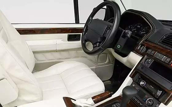 Двухдверный Range Rover с мягким верхом — интересный тюнинг-проект
