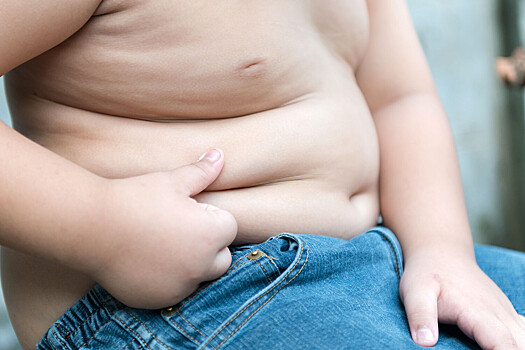 Врач объяснила, как справиться с детским ожирением