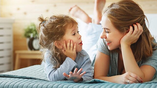 5 фраз, которые улучшают отношения с ребёнком