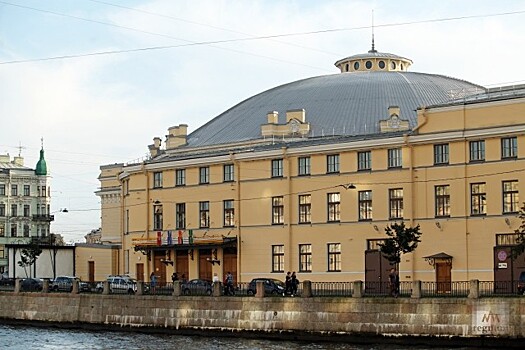 В Петербурге отменили обязательную шахматную рассадку в театрах, концертных залах и цирках