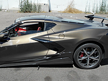 Chevrolet C8 Corvette раскололся пополам и его распродают на запчастям