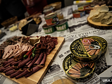 Диетолог: в праздники во время еды нужно избегать обезвоживания