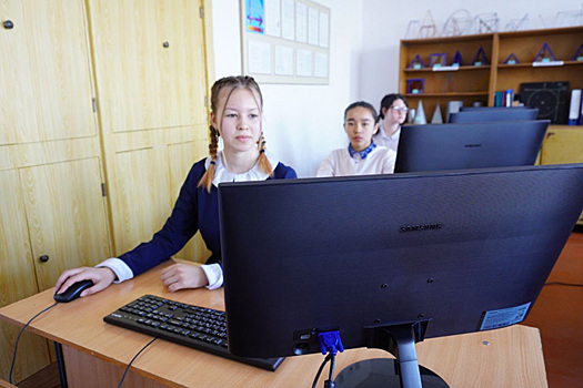 «Сибантрацит» помогает школьникам Искитимского района освоить новые технологии