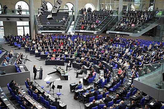 Германия задумала увеличить финансирование помощи Украине