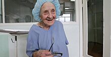 93 года — наистарейший практикующий хирург в мире! За плечами 10 тысяч операций и спасенных людей