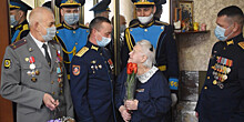 Российские спецназовцы оригинально поздравили женщин-ветеранов с 8 Марта