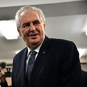 «Известия»: Один в поле воин