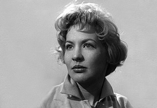 Умерла актриса Александринского театра Елизавета Волгина