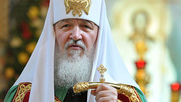 Патриарх Кирилл наградил губернатора Югры