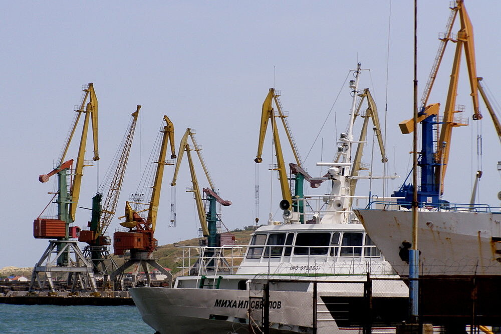 Большинство сокращаемых работников "Крымских портов" трудоустроят