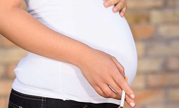 Курение матери во время беременности может привести к ДЦП у потомства
