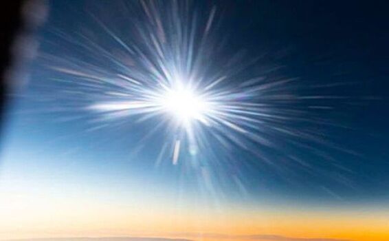 Опубликовано первое фото полного затмения Солнца