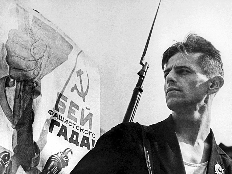 Лыжник Трунов, участник боев с белофиннами, вступил добровольцем в Народное ополчение (июнь 1941).