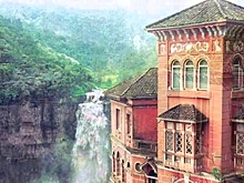 Заброшенный отель с призраками превратили в музей