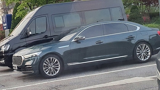 Компания KIA протестировала обновлённый седан К9