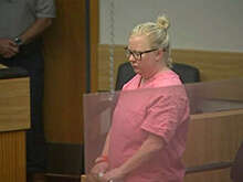 Учительницу английского языка в США арестовали за изнасилование 15-летнего школьника