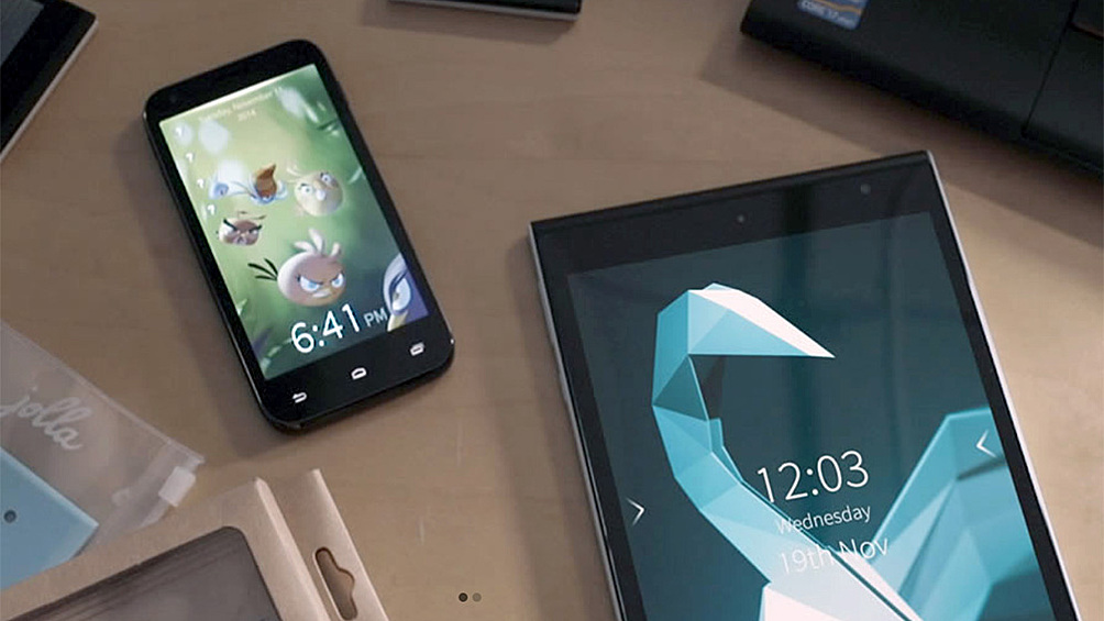 В России собираются выпустить смартфон на собственной операционной системе, получившей название Sailfish Mobile OS RUS. Разработкой занимается компания ОМП («Открытая мобильная платформа»), принадлежащая основателю ECH Григорию Березкину