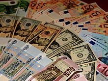 На 25 миллиардов в день: Казначейство закупит валюту у ЦБ