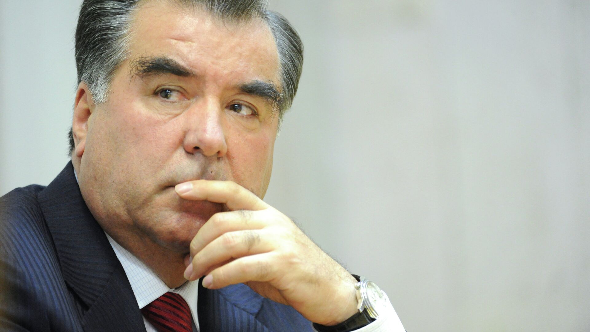 Президент Таджикистана предупредил о возможном дефиците продовольствия