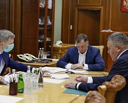 Марат Хуснуллин провёл рабочую встречу с губернатором Вологодской области Олегом Кувшинниковым