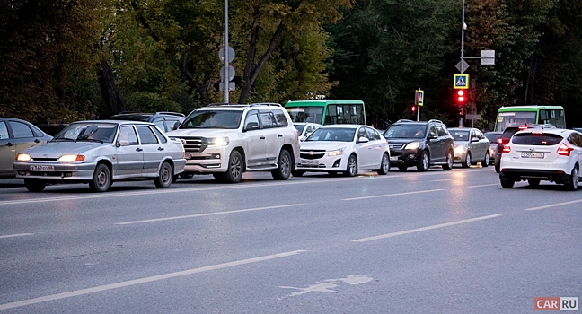 Минпромторг: РФ поборется с зависимостью от импортных автокомпонентов