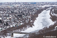 Жители Омской области вынуждены добираться в школы и больницы по реке
