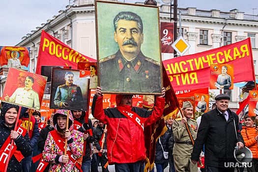 На параде Победы в Тюмени запретили коммунистическую символику