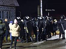 В Коркино силовики начали задерживать людей на фоне цыганского погрома