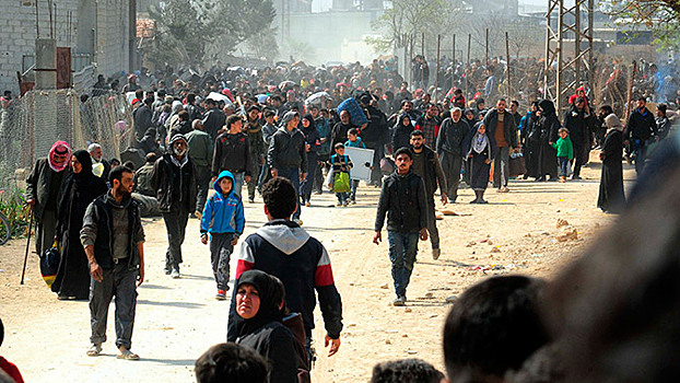 Более тысячи мирных жителей покинули Восточную Гуту по гумкоридорам