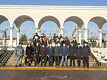 «Студенческий десант» высадился на железнодорожном вокзале Симферополя
