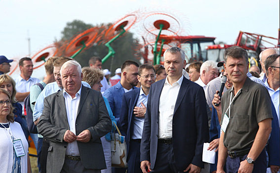Андрей Травников принял участие в празднике День поля Новосибирской области-2018