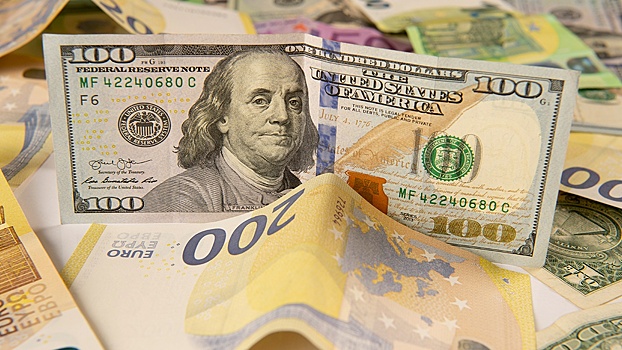 Банк России отказался от покупки иностранной валюты в рамках бюджетного правила