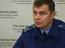 Ростовский прокурор Фрикель потребовал очистить автобусные остановки от незаконных ларьков