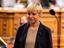 Немецкий депутат уехала с детьми в Россию