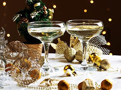 Эксперт Шапкин: в России шампанское не подорожает к Новому году