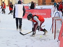 В Омске прошёл турнир по хоккею в валенках на призы «Авангарда»