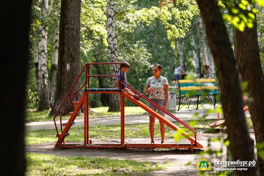 Власти Екатеринбурга отказались возвращать парку 50-летия ВЛКСМ участок, где хотят строить общежитие