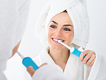 Ученые рассказали о страшном вреде зубных щеток