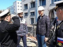 Михаил Дегтярев во Владивостоке побывал в филиале Амурского судостроительного завода