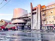 Очевидцы сняли пожар в ростовском ТЦ, он был виден за несколько километров